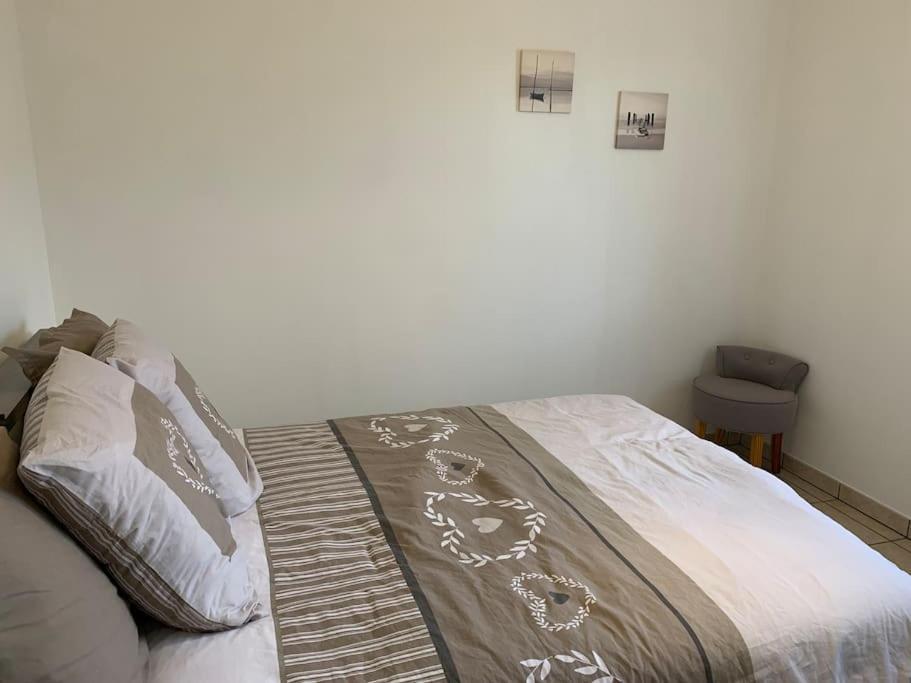 Gite 3 Etoiles Les Gourlines Avec Balneo, Veranda, Piscine Et Garage Avermes Εξωτερικό φωτογραφία