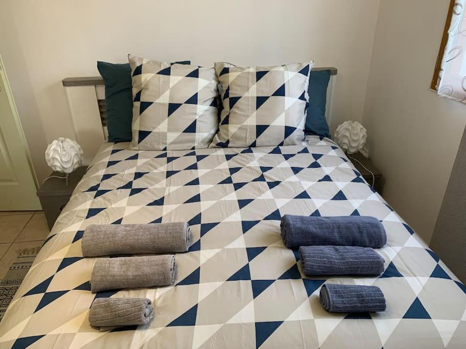 Gite 3 Etoiles Les Gourlines Avec Balneo, Veranda, Piscine Et Garage Avermes Εξωτερικό φωτογραφία